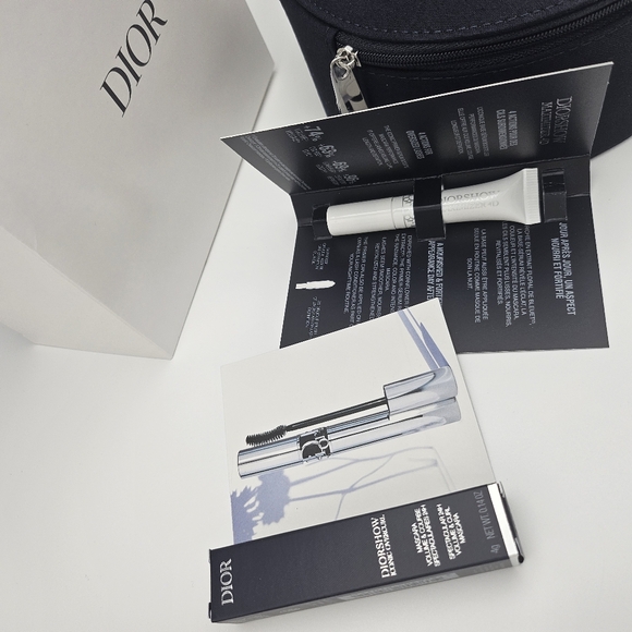 Brand new authentic Dior Vanity/keepsake round box in black - Picture 5 of 17